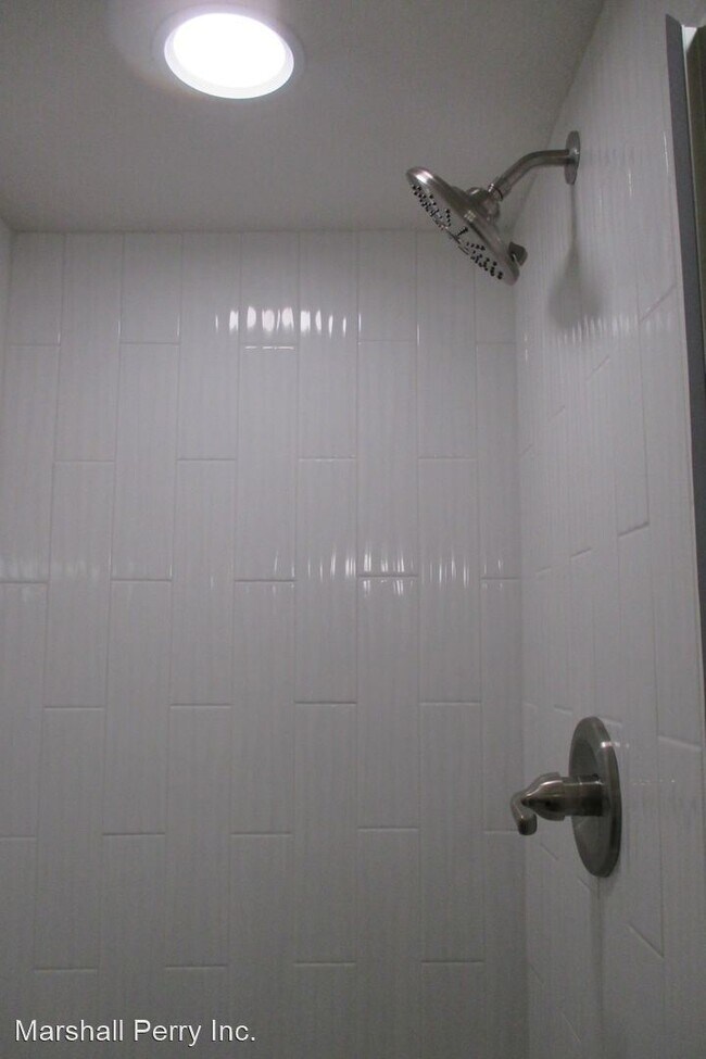 Building Photo - 4 br, 2 bath House - 2307 Crestview Dr.