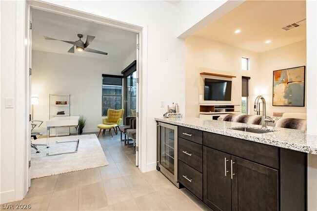 Building Photo - 6710 Azimuth Ct