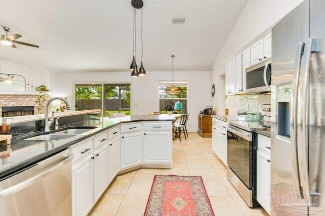 Building Photo - 5217 Choctaw Ave