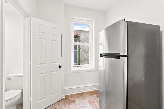 Building Photo - 2460 N 19th St