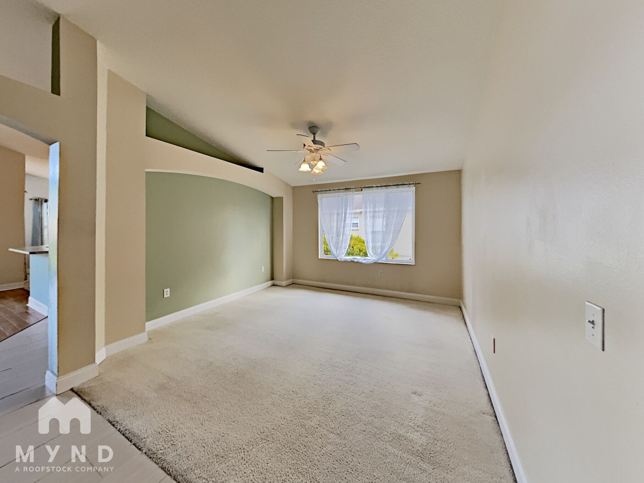 Building Photo - 1500 Baythorn Dr