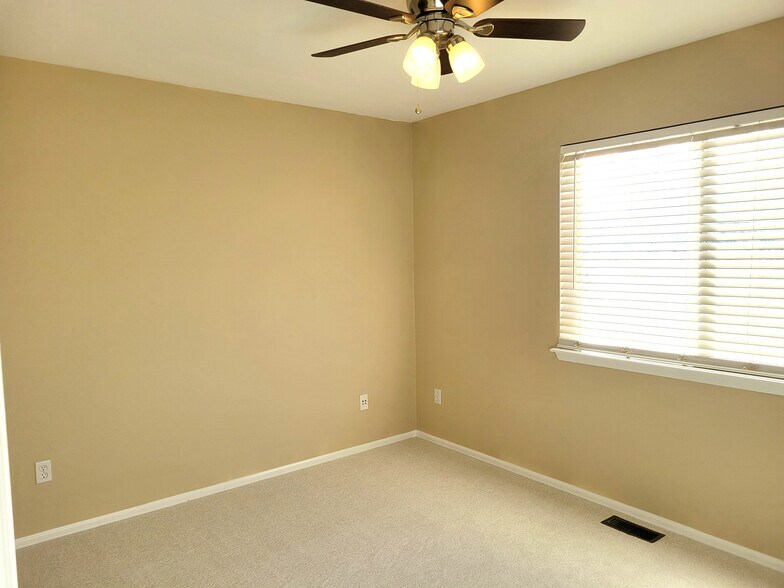 Building Photo - 13712 Narrowleaf Dr