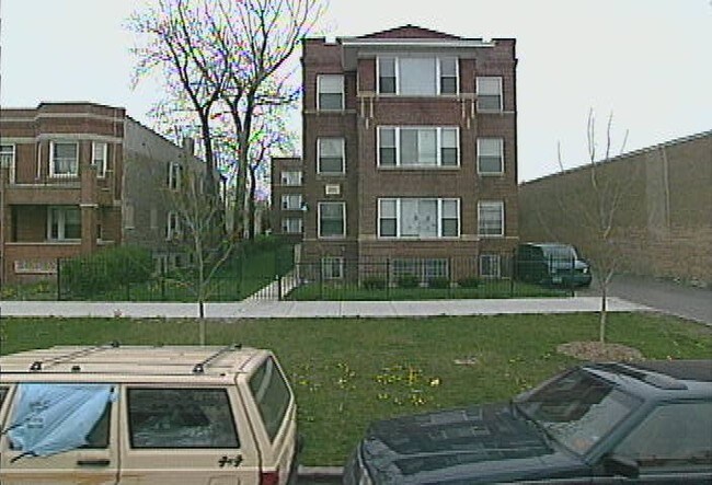 Building Photo - 839 N Sacramento Blvd