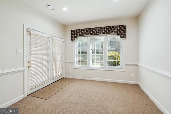 Building Photo - 4524 Fair Valley Dr