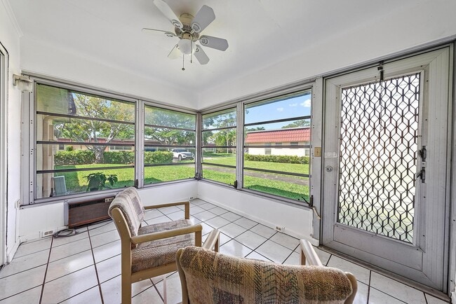 Building Photo - 631 Marlboro Oval