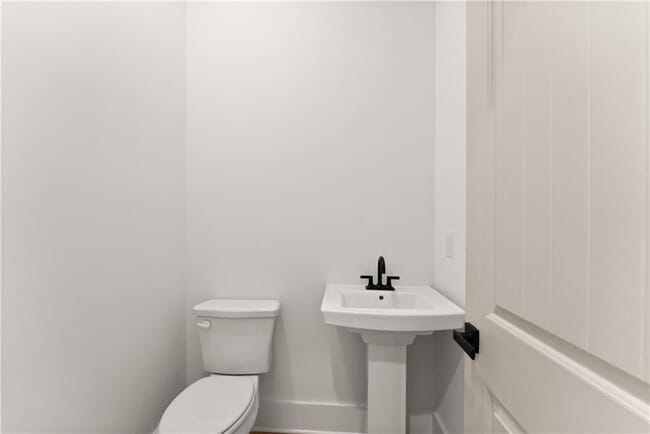 Building Photo - 3255 Tanners Mill Rd