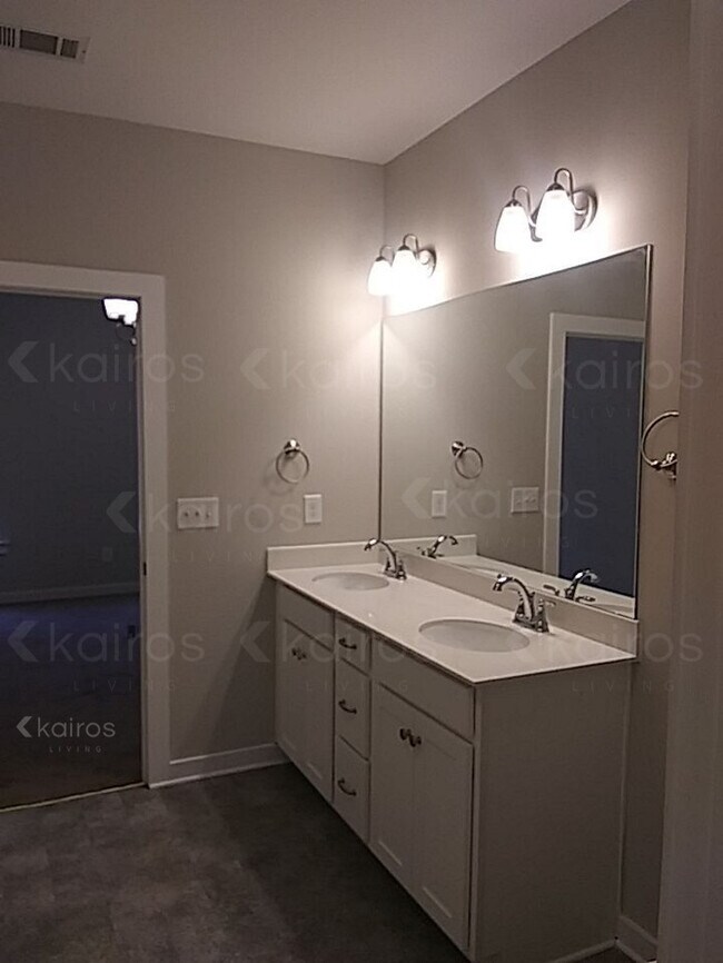 Building Photo - 11365 Crimson Ridge Rd.