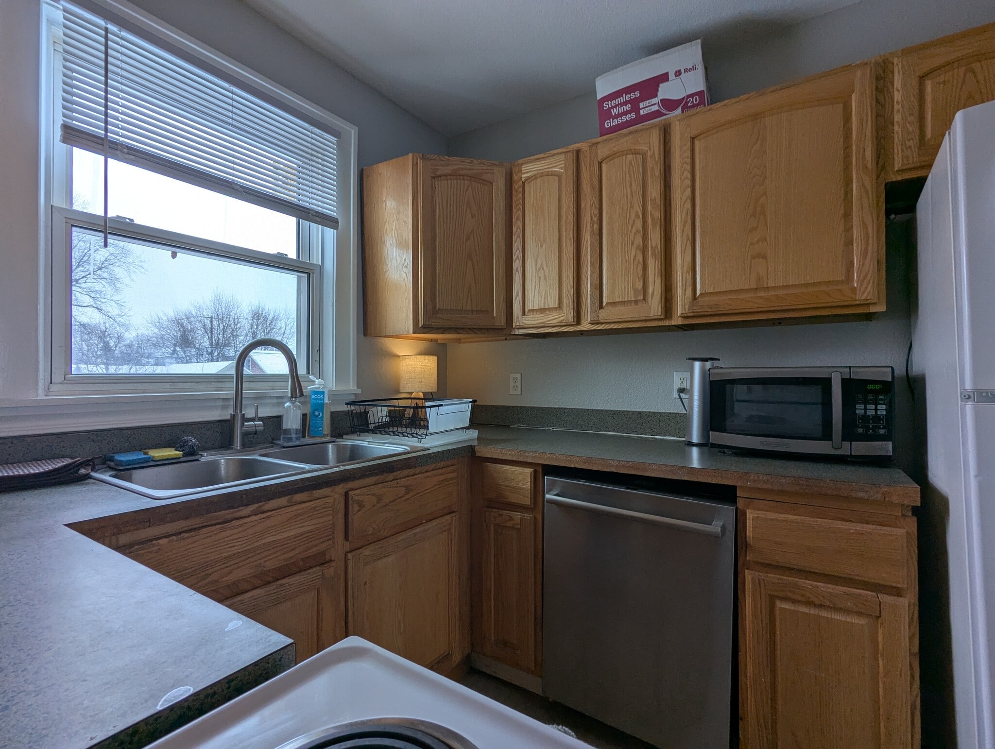 Building Photo - 732 Case Ave