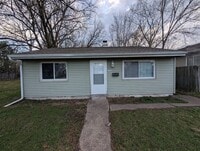 Building Photo - 2-Bedroom, 1-Bathroom Home – $1,150/Month | Accepting Section 8