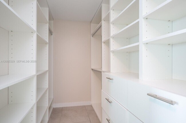 Building Photo - 3131 NE 7th Ave