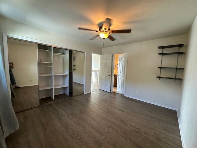 Building Photo - 1058 Awawamalu St