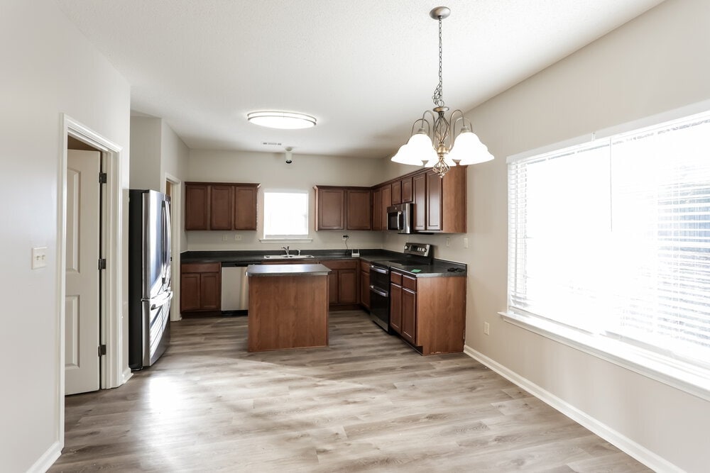 Building Photo - 7562 Kilday Cove
