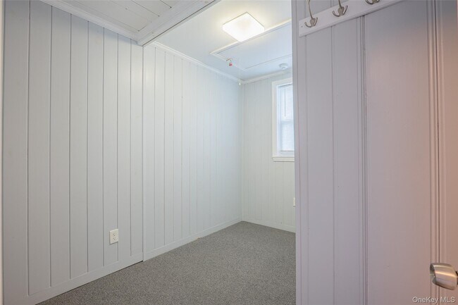 Building Photo - 498 NY-52