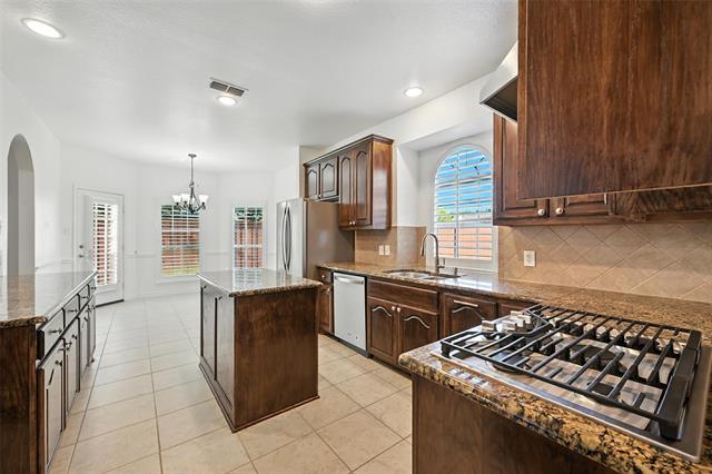 Building Photo - 10569 Astoria Dr