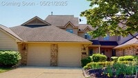 Building Photo - 18182 Blue Heron Dr W