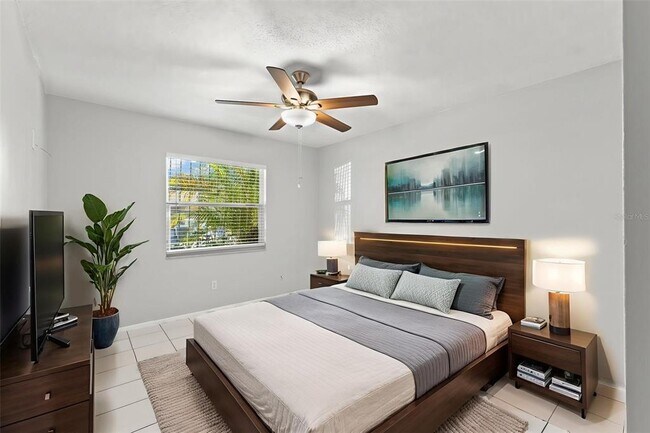 Building Photo - 4471 W Humphrey St