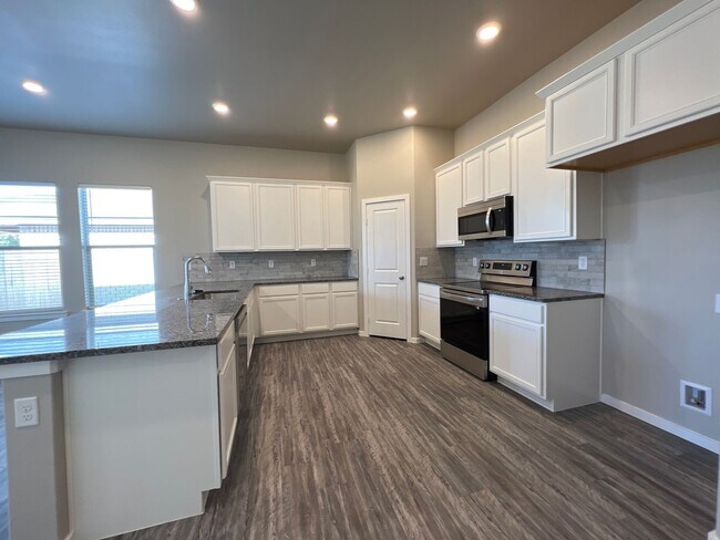 Building Photo - New Beginnings Start At AMRR: Gorgeous 3 Bedroom Available in June!