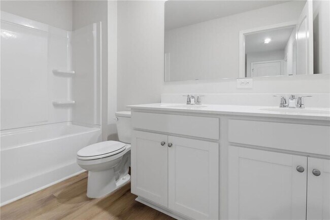 Building Photo - 21 Berryville Dr