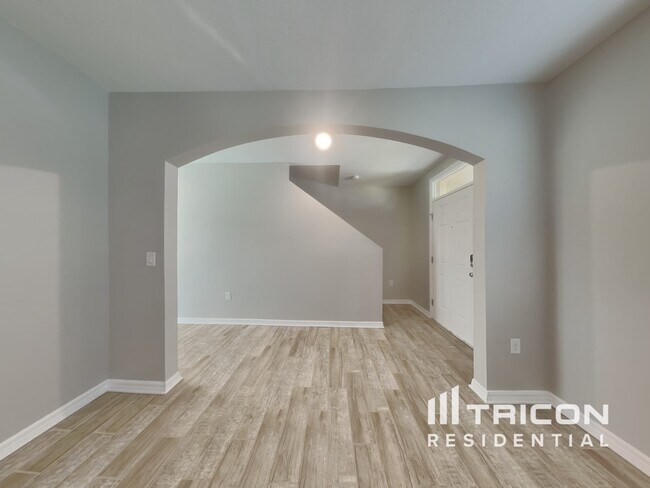 Building Photo - 2206 Rockmart Loop