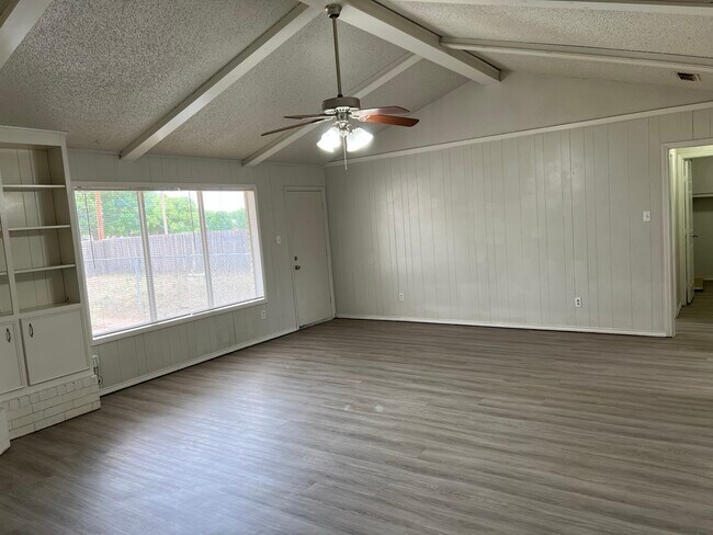 Building Photo - 4608 60th St