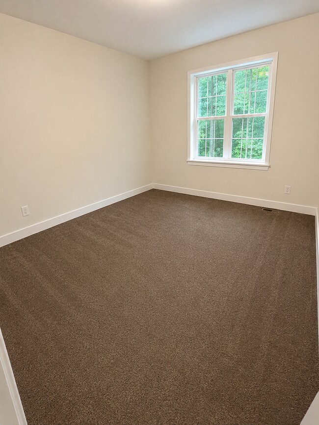 Building Photo - Stylish 2 Bedroom, 2 Bath Condo in the Heart of Manchester