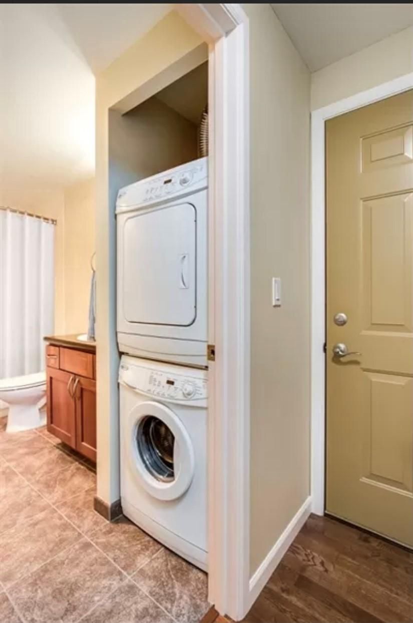 Building Photo - 9056 Mary Ave NW