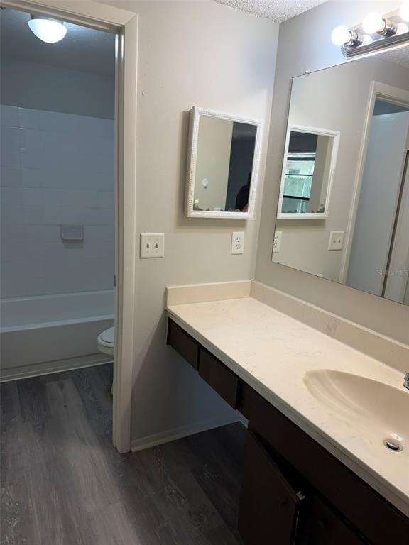 Building Photo - 9601 Shalimar Ct