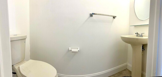 Building Photo - 10253 Vía Hibiscus