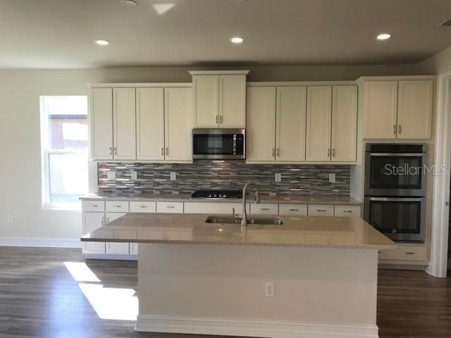 Building Photo - 28923 Lucero Ln