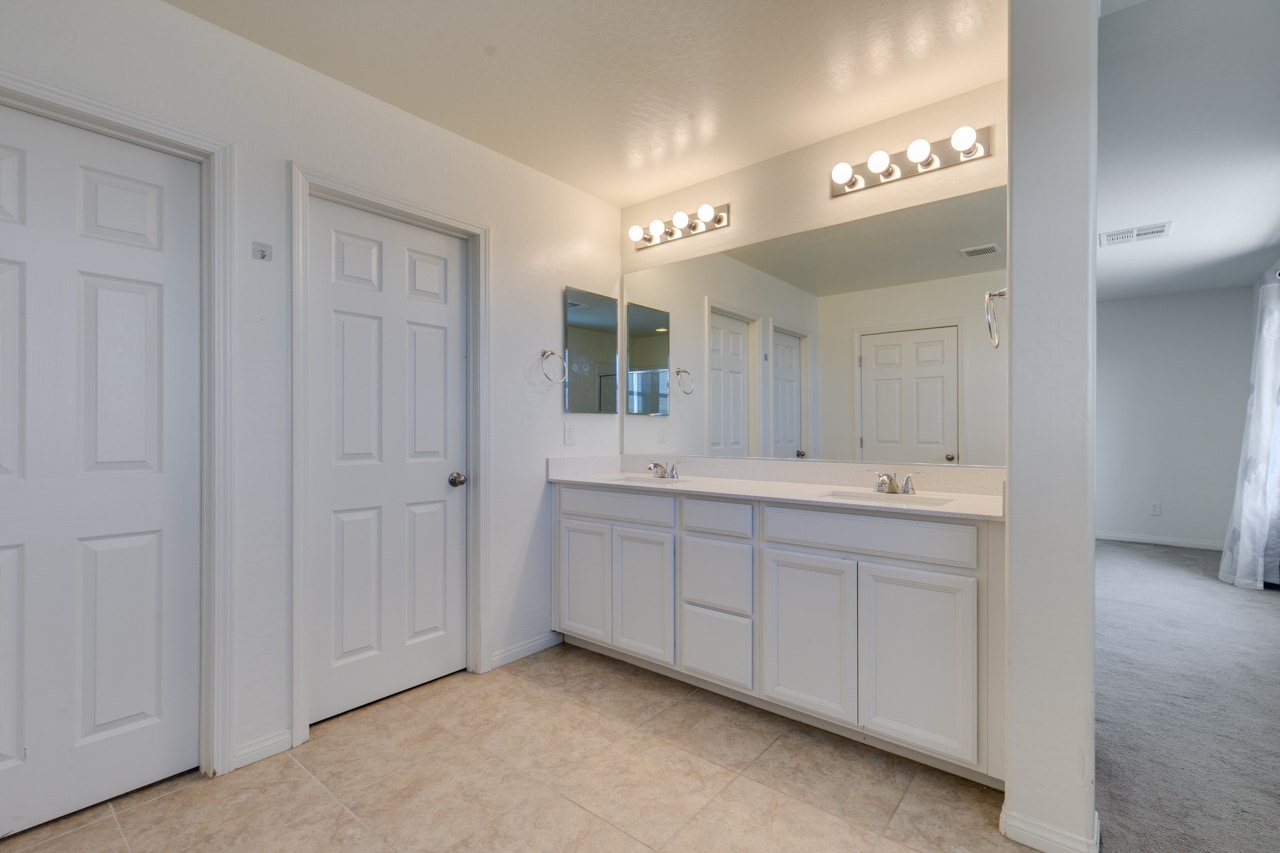 Building Photo - 6442 Kobe Knoll Ct