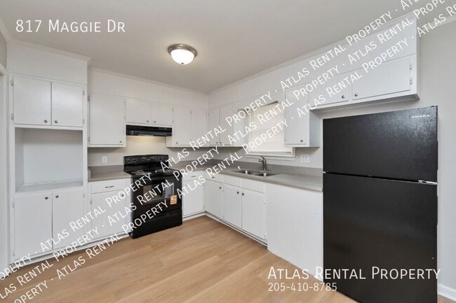 Building Photo - 817 Maggie Dr