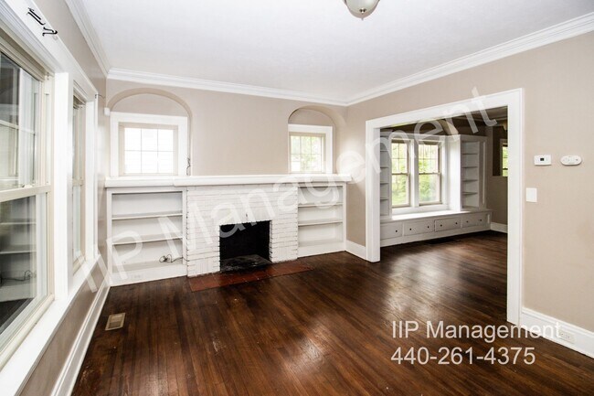 Building Photo - 18506 Chagrin Blvd