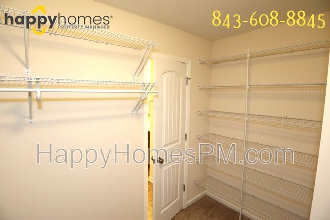 Building Photo - 1718 Emmets Rd