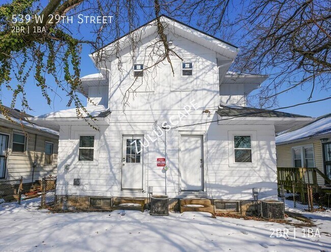 Building Photo - 539 W 29th St
