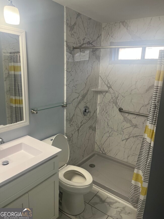 Building Photo - 2894 Randall St