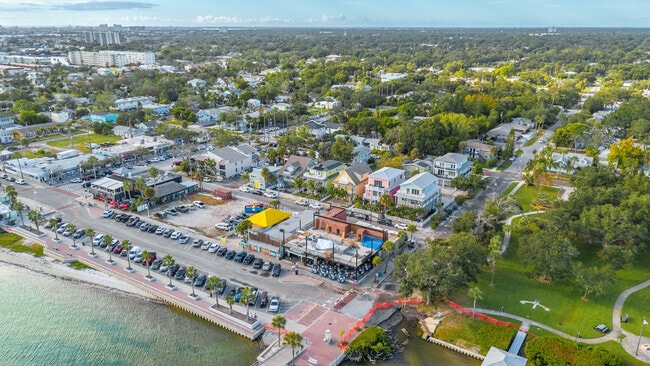 Building Photo - 2402 52nd St S