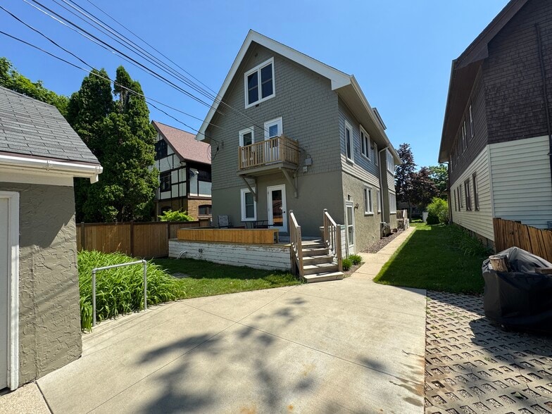 Rear Deck/ Yard - 4481 N Frederick Ave