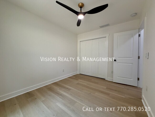 Building Photo - 1255 Campbellton Rd SW