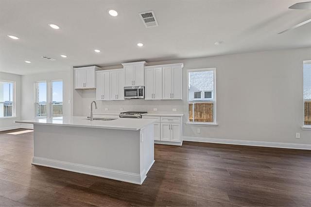 Building Photo - 10643 Downy Cup Dr