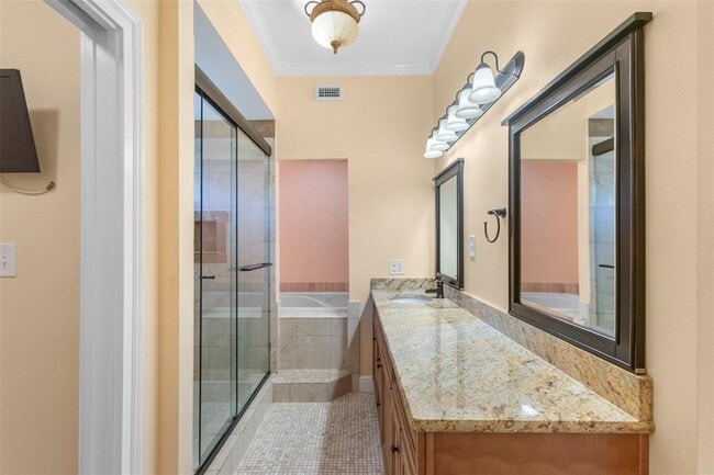 Building Photo - 216 N Mt Rushmore Dr