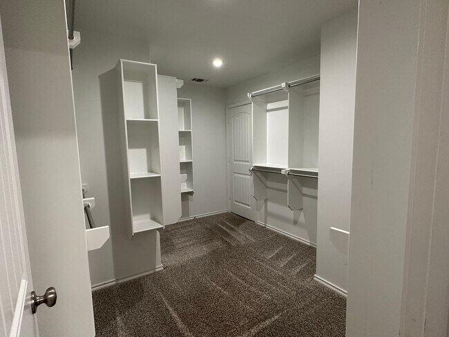 Master closet - 9905 Virginia Ave