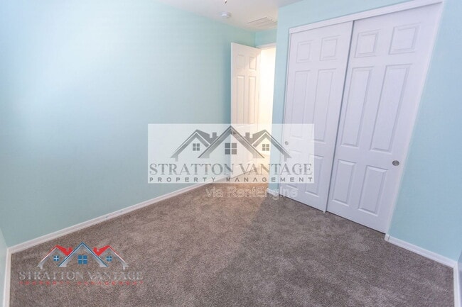 Building Photo - 22486 E Russet Rd