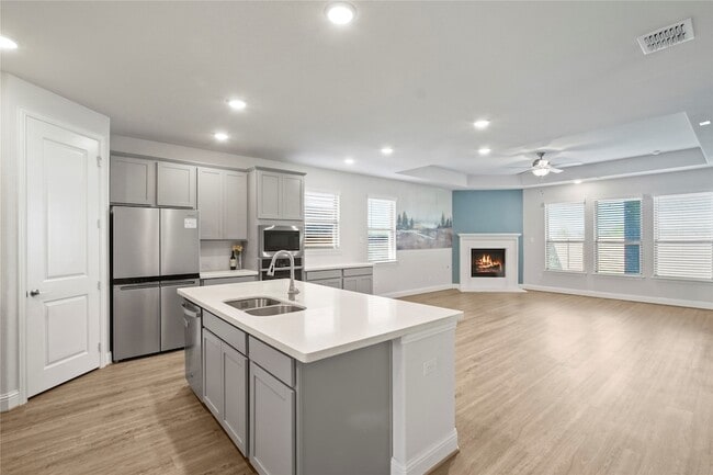 Building Photo - 3121 Sunnyside Dr