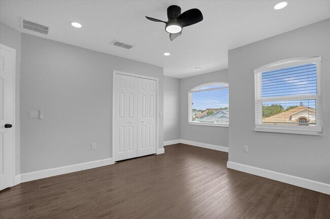 Building Photo - 2806 Moultrie Creek Dr