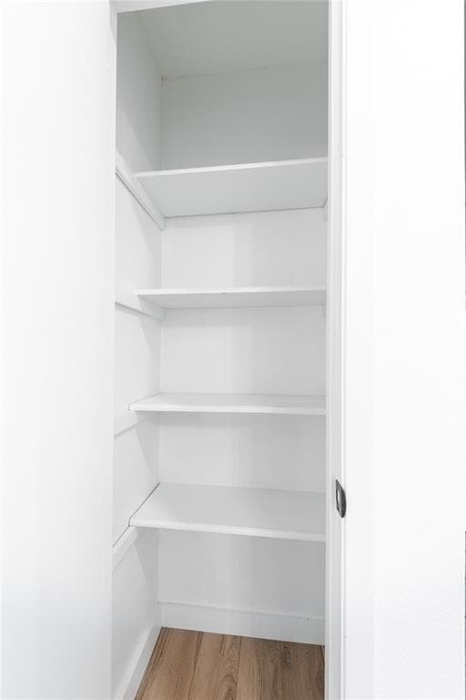 Building Photo - 2207 Southern Oaks Dr