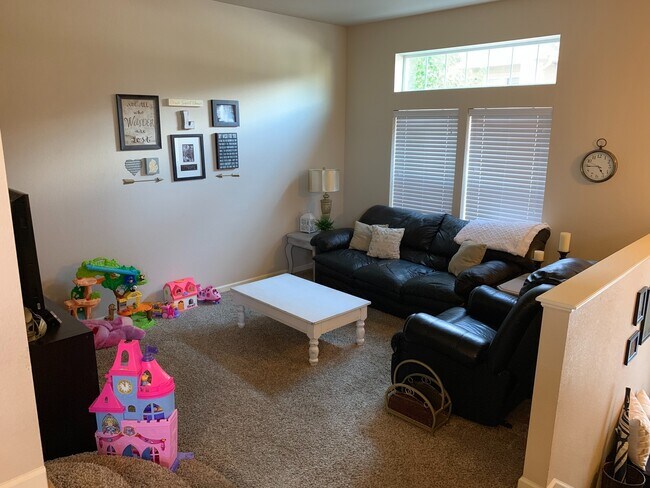 Building Photo - 1431 Rinker Way