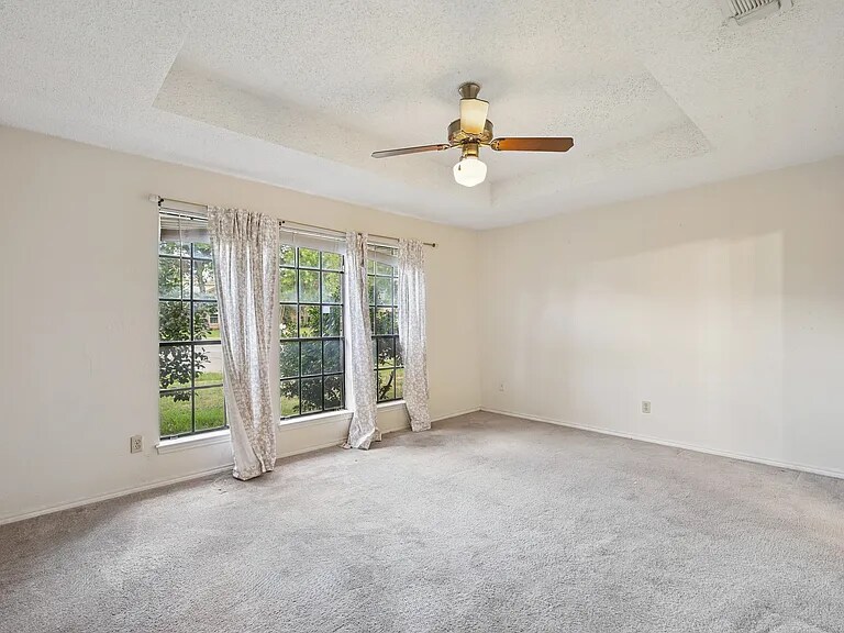 Building Photo - 2812 Springhaven Ct