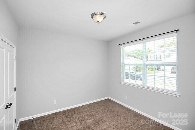 Building Photo - 6828 Pennyroyal Wy