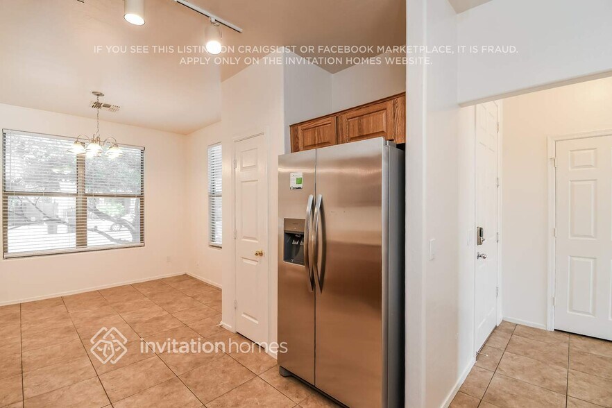 Building Photo - 2186 W Agrarian Hills Dr