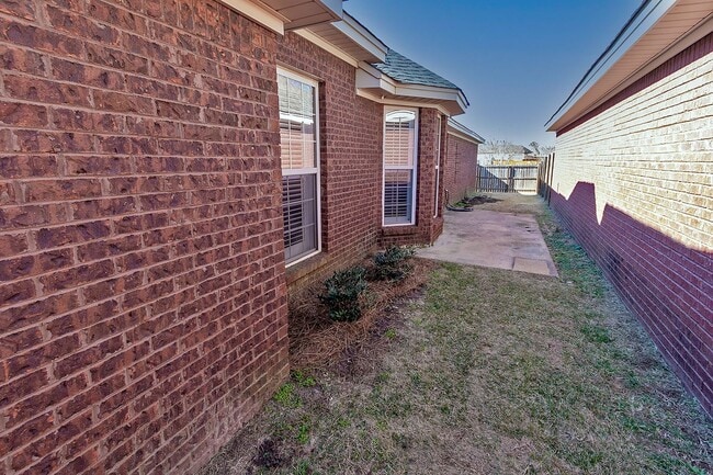 Building Photo - Home for rent in Ryan Ridge